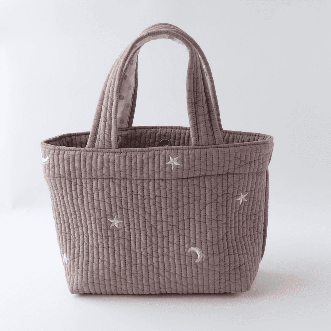 夏限定　プチトートバッグ　　星＆月アーモンドグレー刺繍入りヌビ　ちょこっとトートバッグ　洗える安心バッグ　ご近所バッ